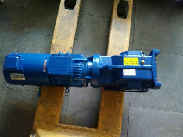 VEMT減速機(jī)電機(jī)廠家 (10) VEMT減速機(jī)電機(jī)廠家 (10)