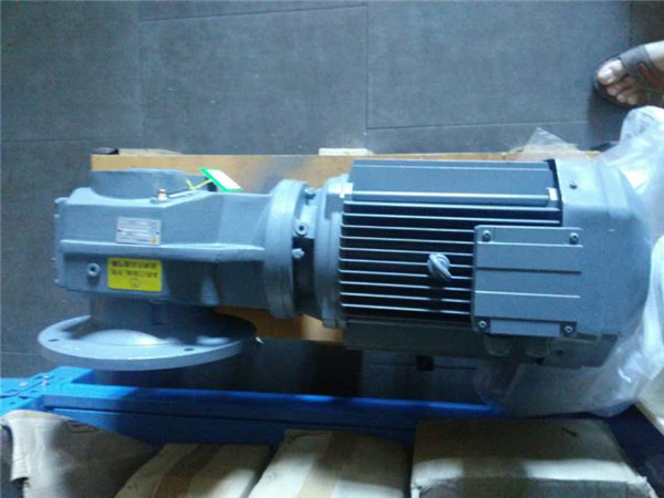 VEMT減速機(jī)電機(jī)廠家 (13) VEMT減速機(jī)電機(jī)廠家 (13)