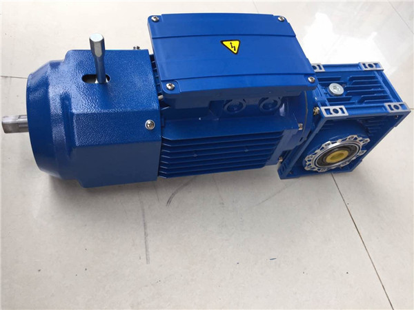 VEMT蝸輪蝸桿減速機(jī)NMRV (1) VEMT蝸輪蝸桿減速機(jī)NMRV (1)