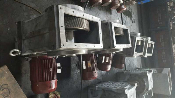 VEMTE減速機(jī)電機(jī)廠(chǎng)家 (87) VEMTE減速機(jī)電機(jī)廠(chǎng)家 (87)