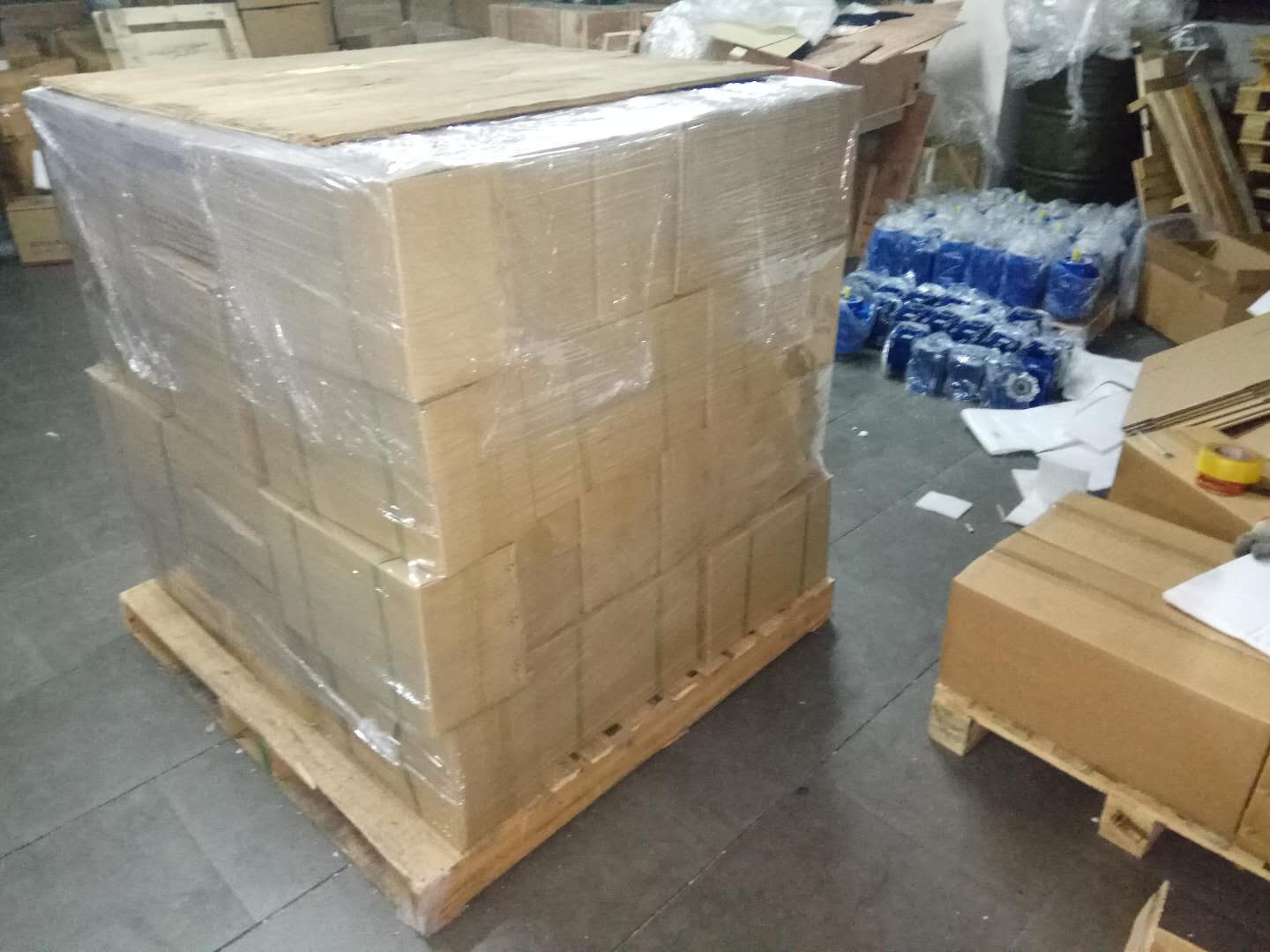 木炭機減速機,FAF47減速機,齒輪減速電機,平行軸減速機 木炭機減速機,FAF47減速機,齒輪減速電機,平行軸減速機