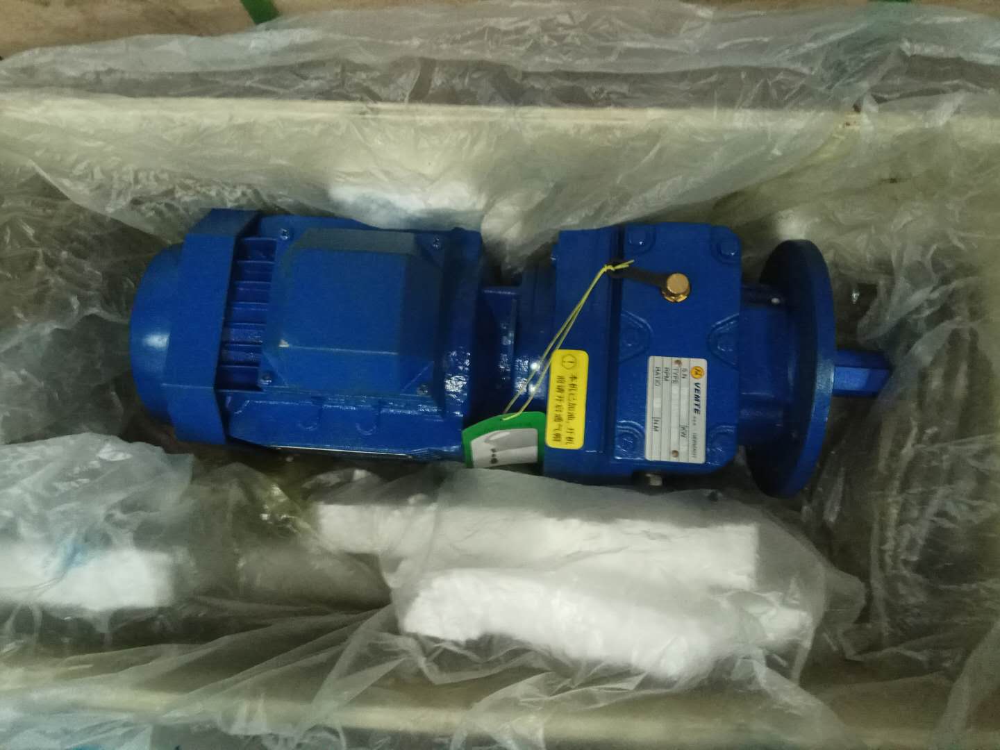 陶瓷切割機(jī)減速機(jī),RX107減速機(jī),R107減速機(jī) 陶瓷切割機(jī)減速機(jī),RX107減速機(jī),R107減速機(jī)