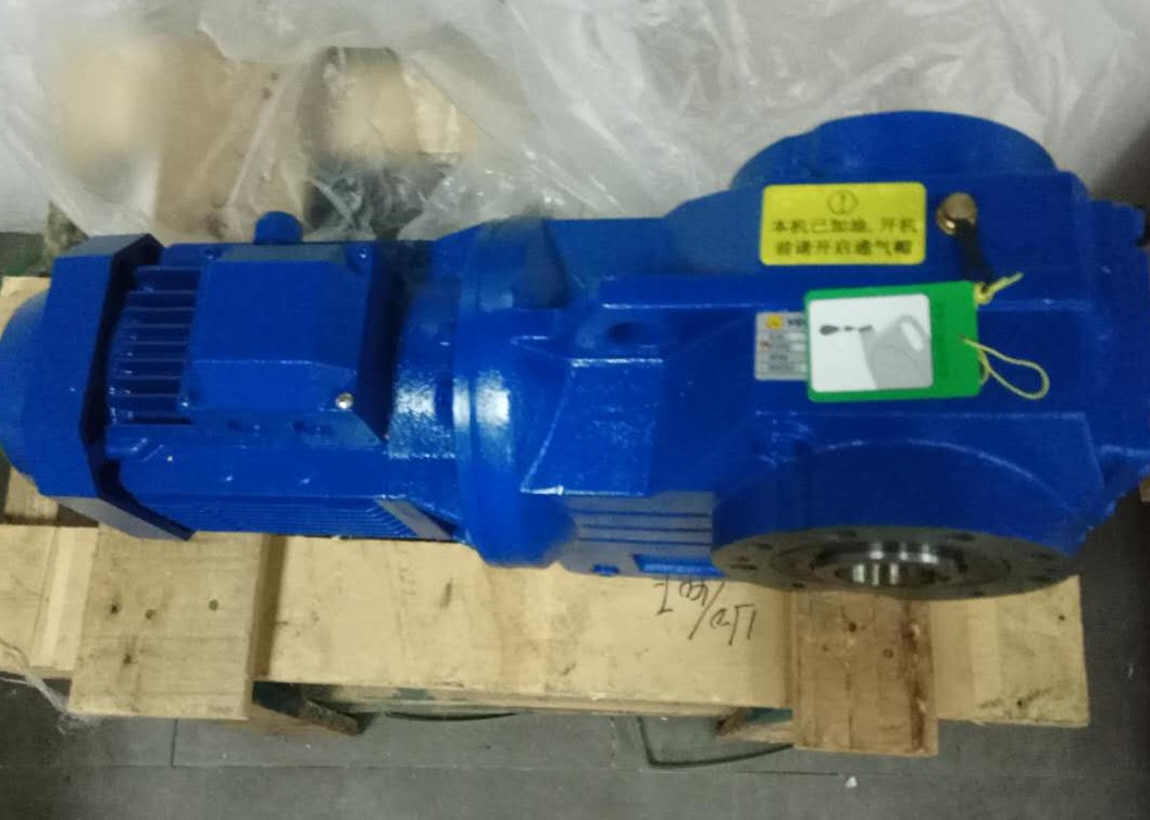 椰子剝皮機(jī)減速機(jī),S77蝸輪蝸桿減速機(jī),S77減速機(jī),齒輪減速機(jī) 椰子剝皮機(jī)減速機(jī),S77蝸輪蝸桿減速機(jī),S77減速機(jī),齒輪減速機(jī)