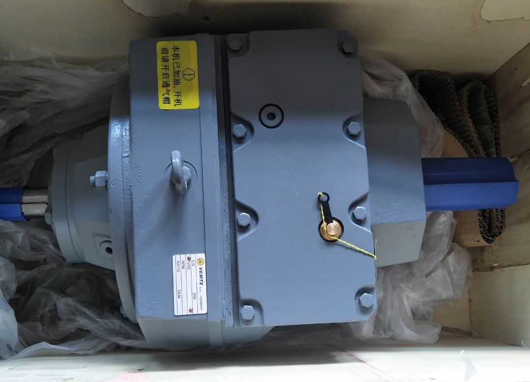 R77減速機(jī),齒輪減速機(jī),RF77減速機(jī),齒輪減速電機(jī) R77減速機(jī),齒輪減速機(jī),RF77減速機(jī),齒輪減速電機(jī)