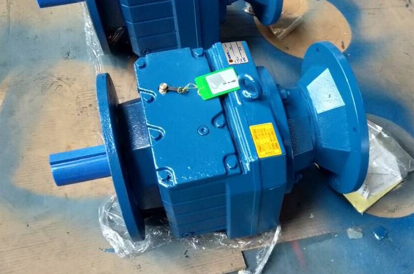 椰子切割機(jī)減速機(jī),90W減速機(jī),同軸減速機(jī),90W減速馬達(dá) 椰子切割機(jī)減速機(jī),90W減速機(jī),同軸減速機(jī),90W減速馬達(dá)