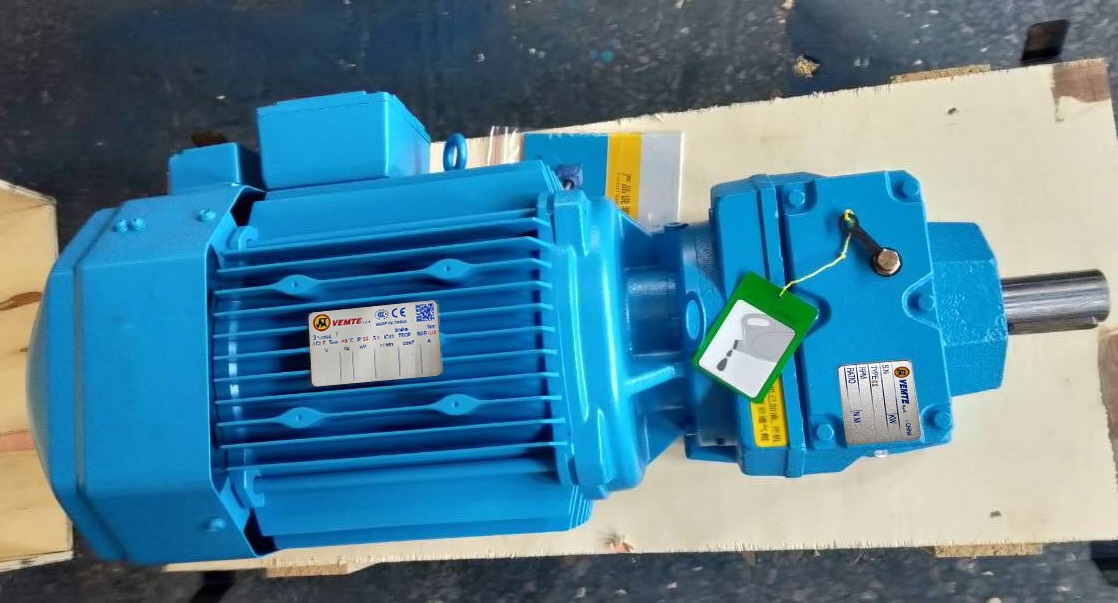 0.75KW減速機(jī),電機(jī)減速機(jī),同軸減速機(jī),60轉(zhuǎn)減速機(jī),750W電機(jī)減速器 0.75KW減速機(jī),電機(jī)減速機(jī),同軸減速機(jī),60轉(zhuǎn)減速機(jī),750W電機(jī)減速器