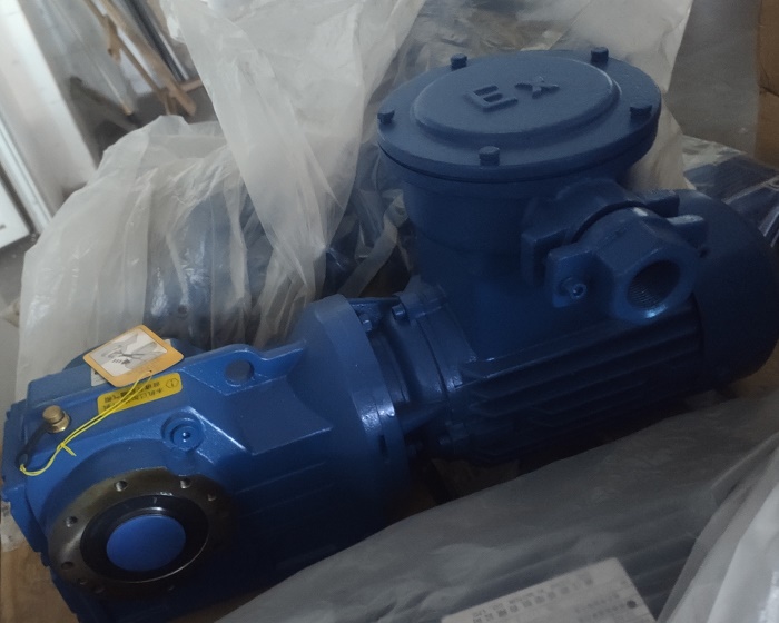 750W電機(jī)減速機(jī) 750W電機(jī)減速機(jī)