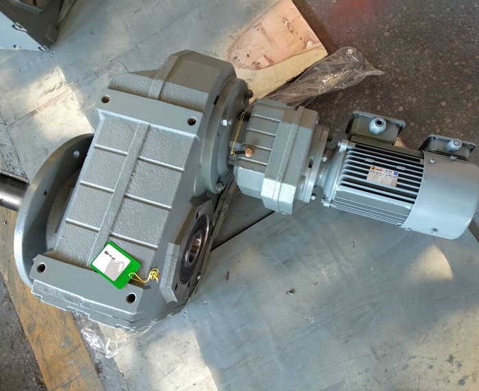 FF系列平行減速電機(jī) FF系列平行減速電機(jī)