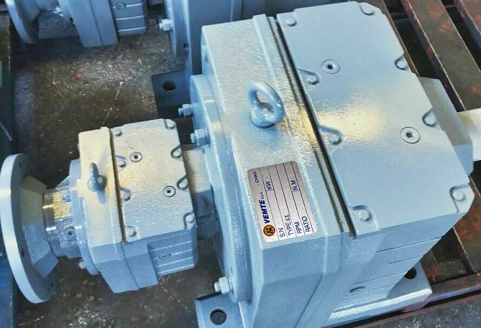變頻電機(jī)齒輪箱一體機(jī) 變頻電機(jī)齒輪箱一體機(jī)