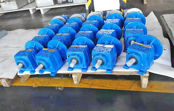 宸麥減速機(jī)選型手冊資料樣本下載,宸麥減速電機(jī),減速器樣本 宸麥減速機(jī)選型手冊資料樣本下載,宸麥減速電機(jī),減速器樣本