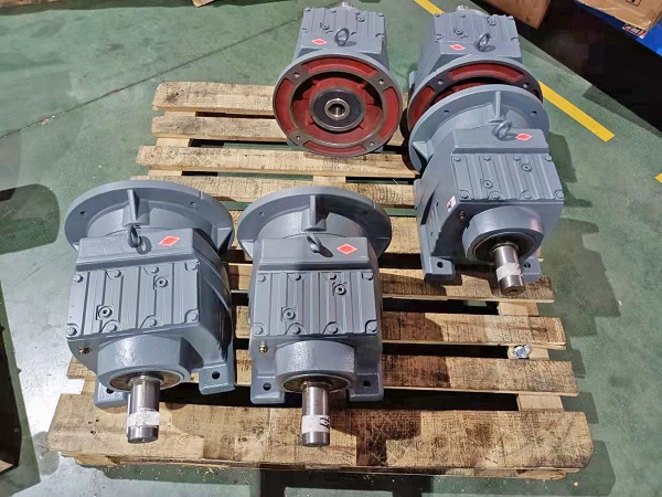1比36減速電機(jī),1:36減速機(jī),36比減速器,拉網(wǎng)機(jī)減速機(jī),減速機(jī)樣本 1比36減速電機(jī),1:36減速機(jī),36比減速器,拉網(wǎng)機(jī)減速機(jī),減速機(jī)樣本