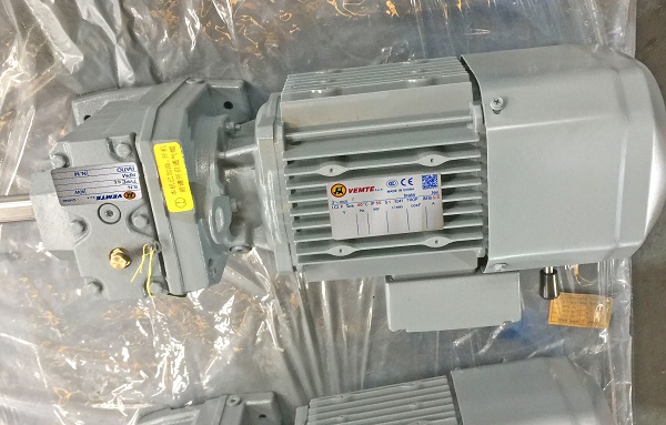 1比81減速電機,1:82減速機,81比減速機,絡(luò)紗機減速機,減速機樣本 1比81減速電機,1:82減速機,81比減速機,絡(luò)紗機減速機,減速機樣本