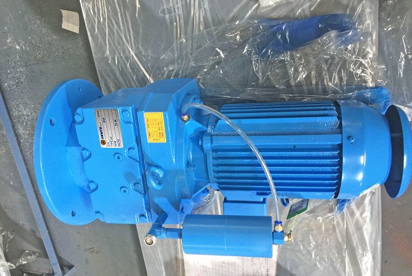 1比101減速電機(jī),1:101減速機(jī),101比減速器,鋼絲網(wǎng)焊機(jī)減速機(jī),減速機(jī)樣本 1比101減速電機(jī),1:101減速機(jī),101比減速器,鋼絲網(wǎng)焊機(jī)減速機(jī),減速機(jī)樣本