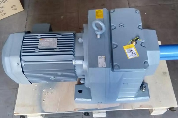 礦山機(jī)械減速機(jī)電機(jī)選型手冊(cè)資料樣本下載,礦山機(jī)械減速電機(jī),減速機(jī)樣本 礦山機(jī)械減速機(jī)電機(jī)選型手冊(cè)資料樣本下載,礦山機(jī)械減速電機(jī),減速機(jī)樣本