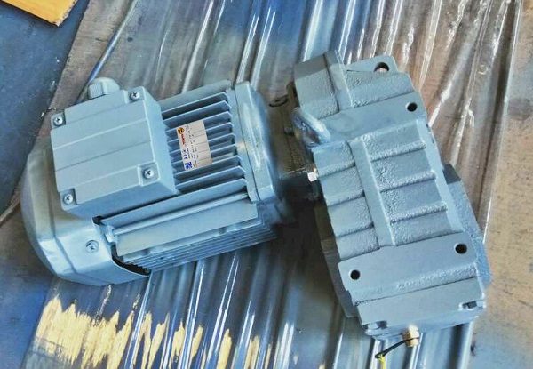 卷揚(yáng)機(jī)減速機(jī),11KW電機(jī)減速機(jī),11KW減速電機(jī) 卷揚(yáng)機(jī)減速機(jī),11KW電機(jī)減速機(jī),11KW減速電機(jī)