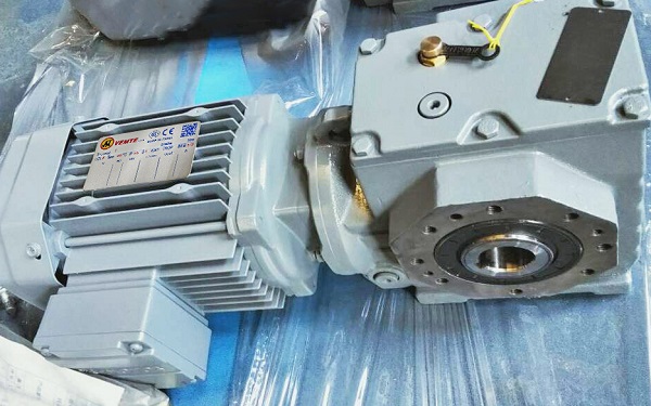 600 600