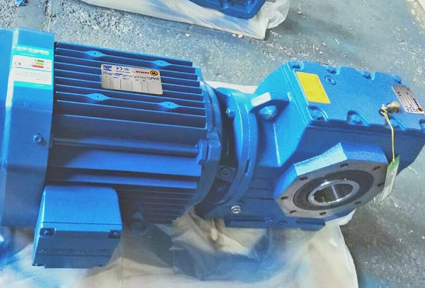 PE管材生產(chǎn)線減速機,68KW電機減速機,減速電機選型搭配 PE管材生產(chǎn)線減速機,68KW電機減速機,減速電機選型搭配