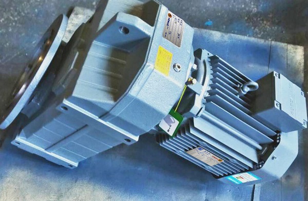 破碎機(jī)減速機(jī),72KW電機(jī)減速機(jī)減速電機(jī)選型組合 破碎機(jī)減速機(jī),72KW電機(jī)減速機(jī)減速電機(jī)選型組合