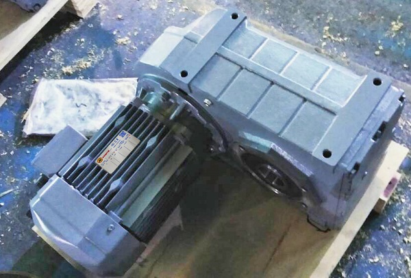 一分鐘18轉(zhuǎn)的減速機(jī),1550NM減速電機(jī),18圈每分鐘的減速器 一分鐘18轉(zhuǎn)的減速機(jī),1550NM減速電機(jī),18圈每分鐘的減速器