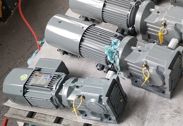 一分鐘19轉(zhuǎn)的減速機(jī),1750NM減速電機(jī),19圈一分鐘減速器,19rpm/min減速馬達(dá) 一分鐘19轉(zhuǎn)的減速機(jī),1750NM減速電機(jī),19圈一分鐘減速器,19rpm/min減速馬達(dá)