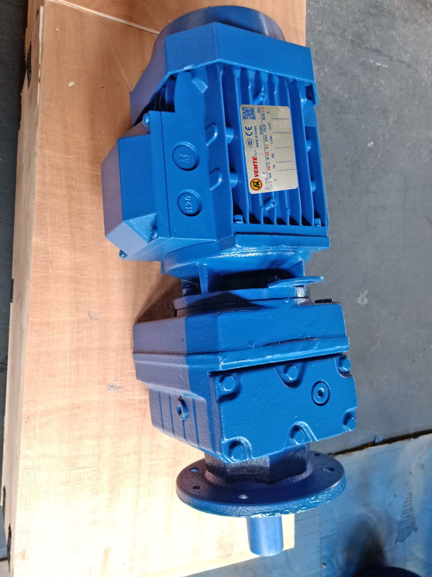 RF147減速機(jī) RF147減速機(jī)