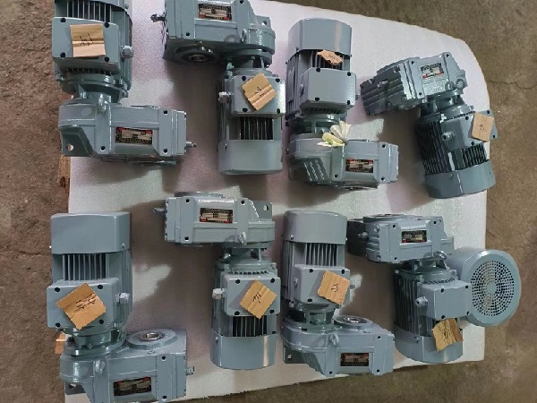 FF27減速機(jī) FF27減速機(jī)