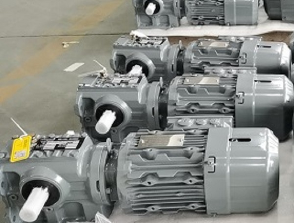 SF77減速機(jī) SF77減速機(jī)